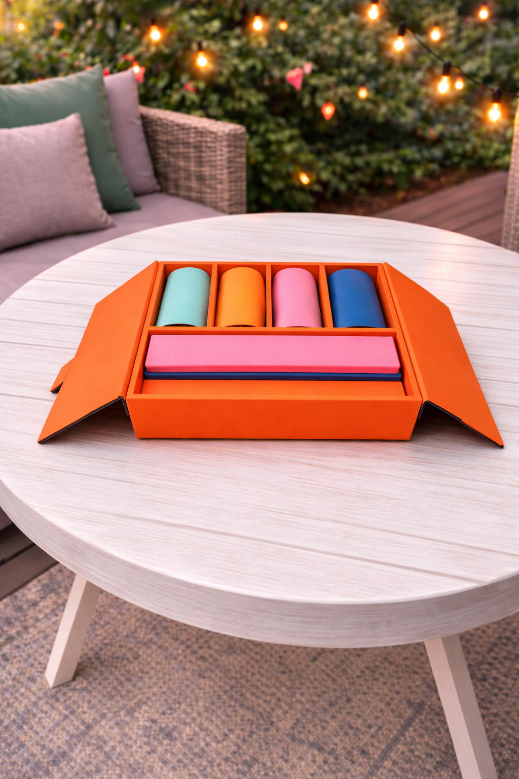 ORANGE