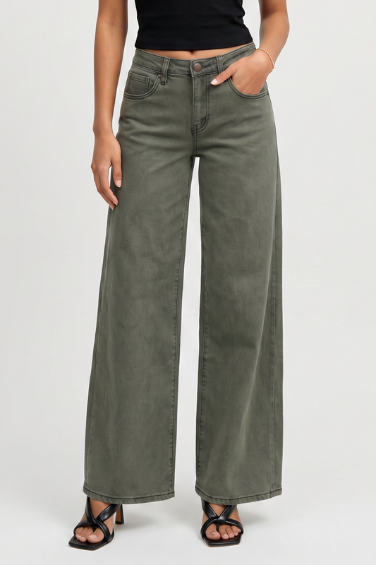 GREEN