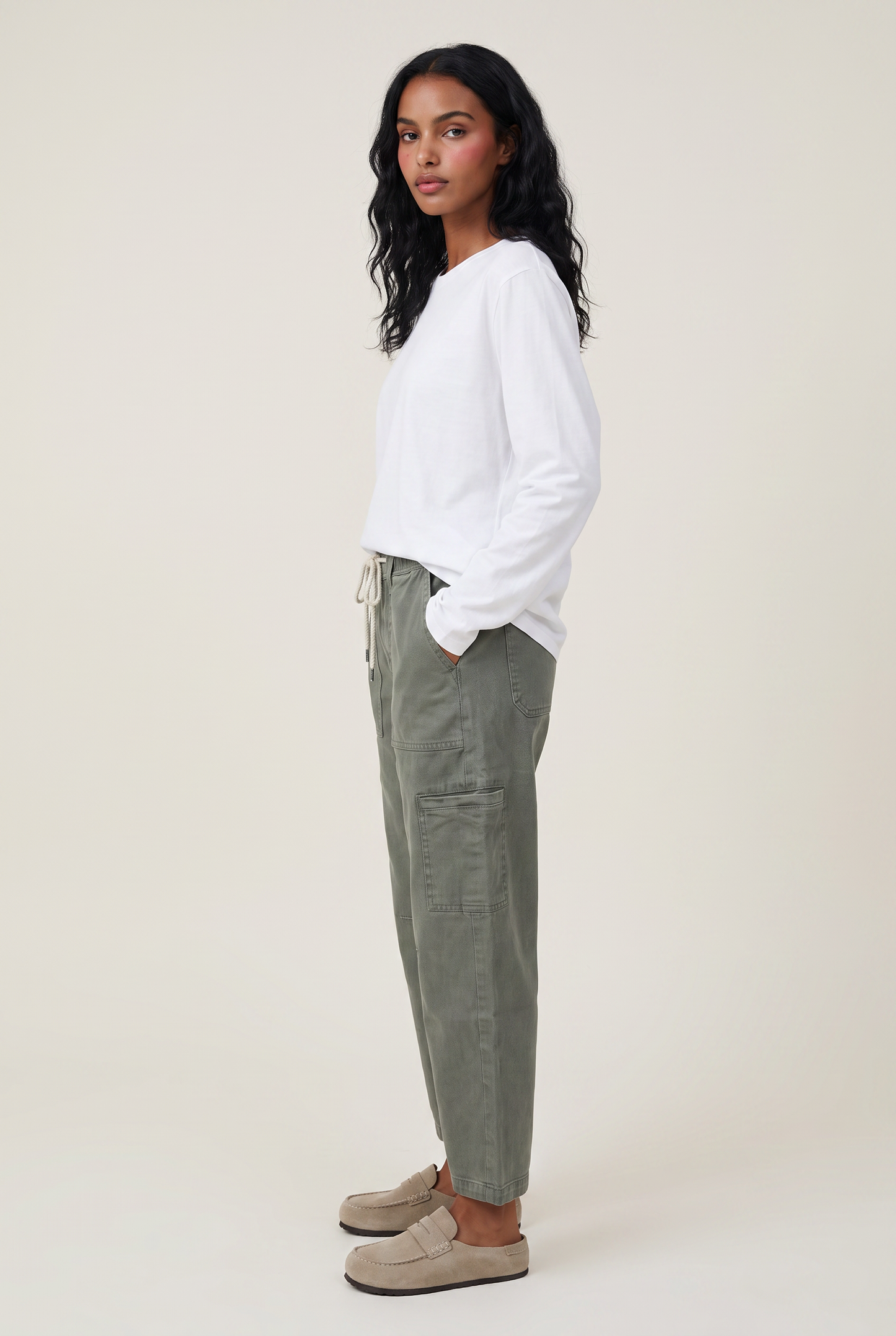GREEN