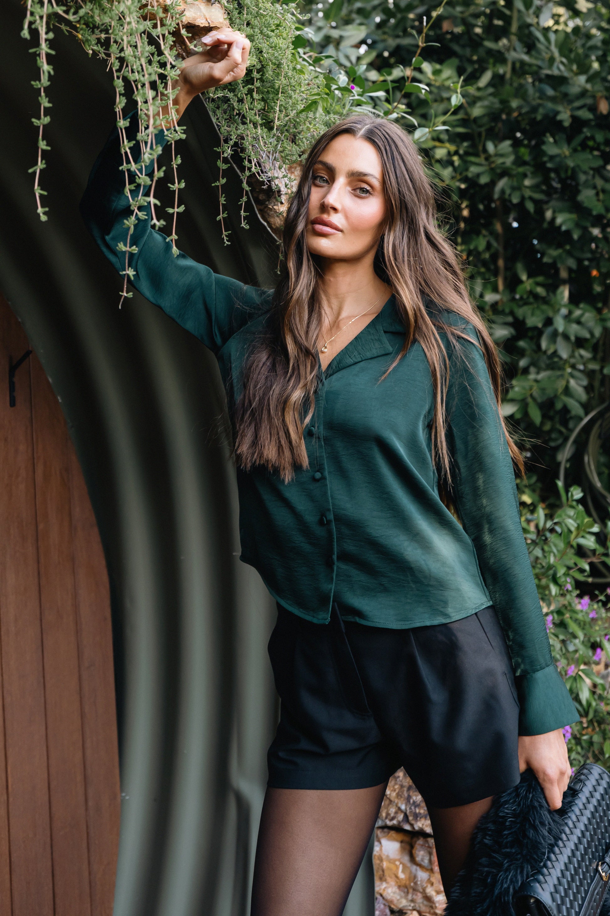 GREEN