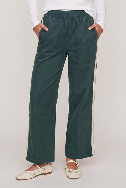 
model wearing DOWNTOWN TRACK PANT posing Front View
