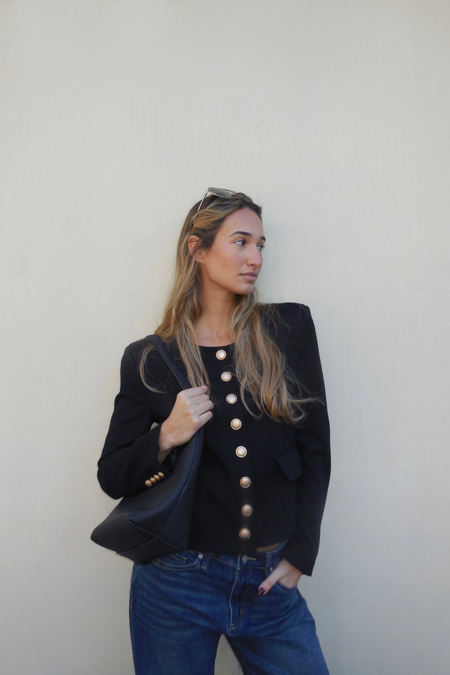 [BLACK] Lorem Ipsum