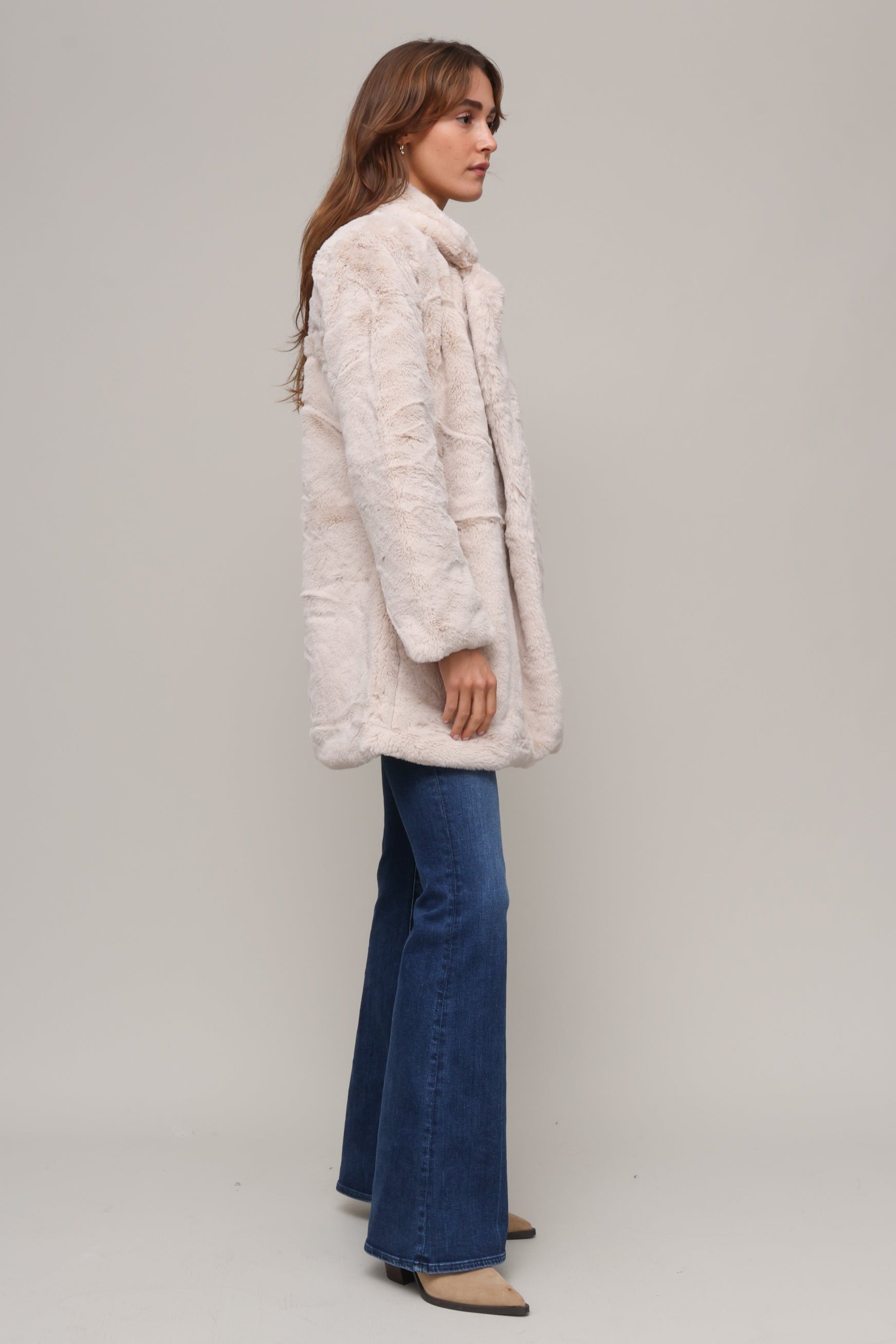 La Muse Faux Fur Coat – Mixology