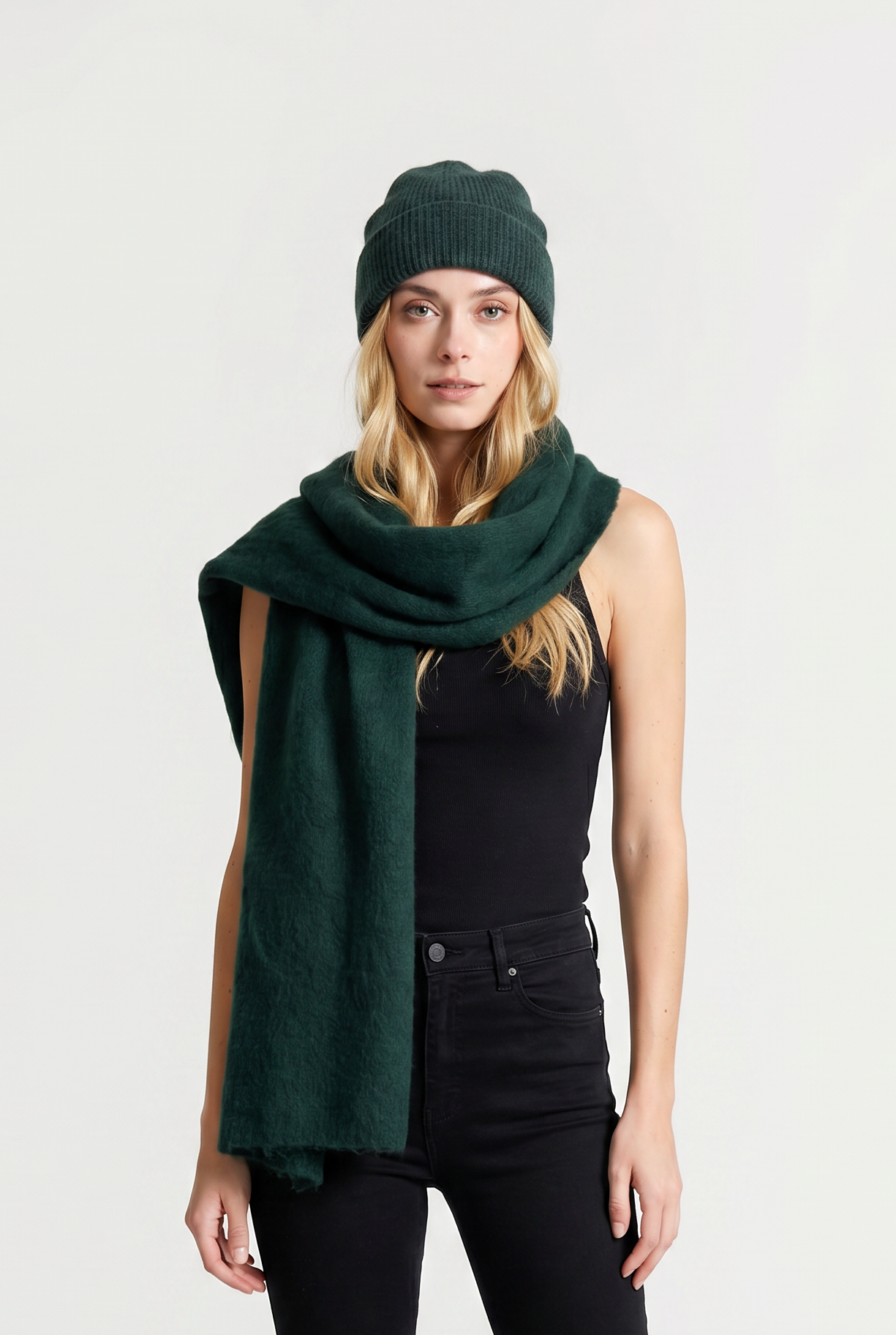 GREEN