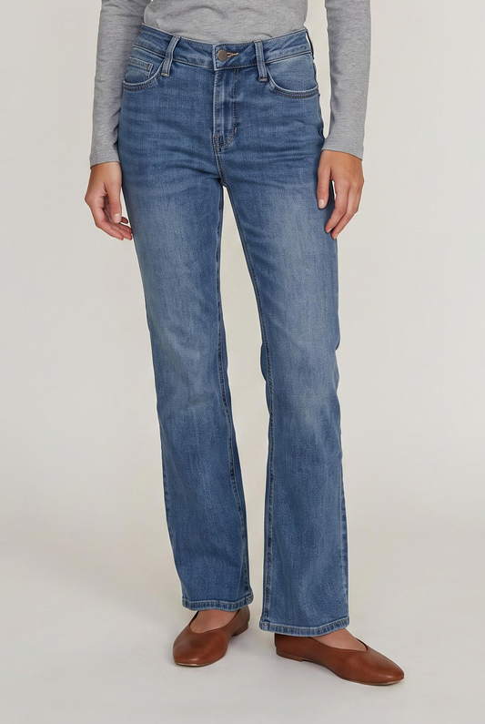 
model wearing MID RISE BOOTCUT posing Front View