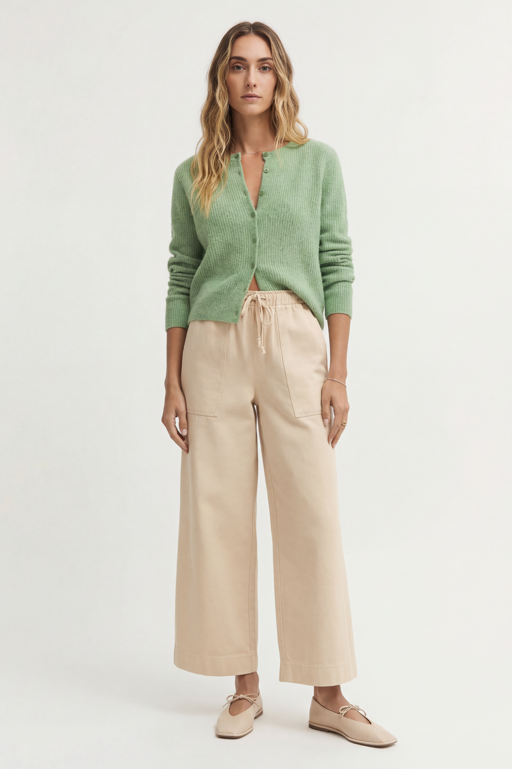 GREEN