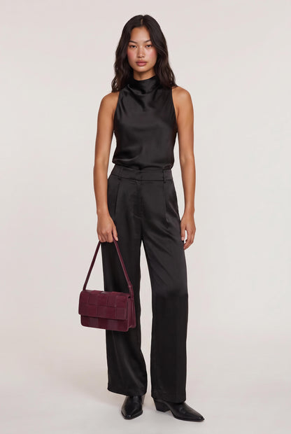 
model wearing Shoulder Bag posing Front View