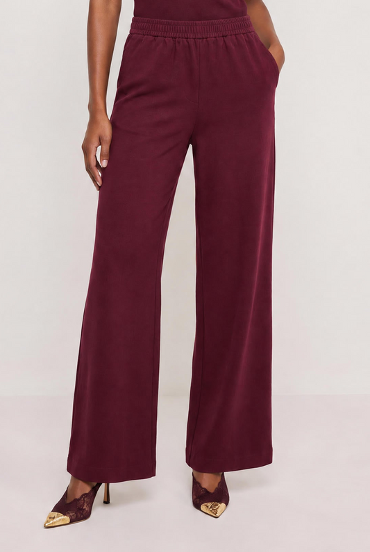 
model wearing Takki Pants posing Front View