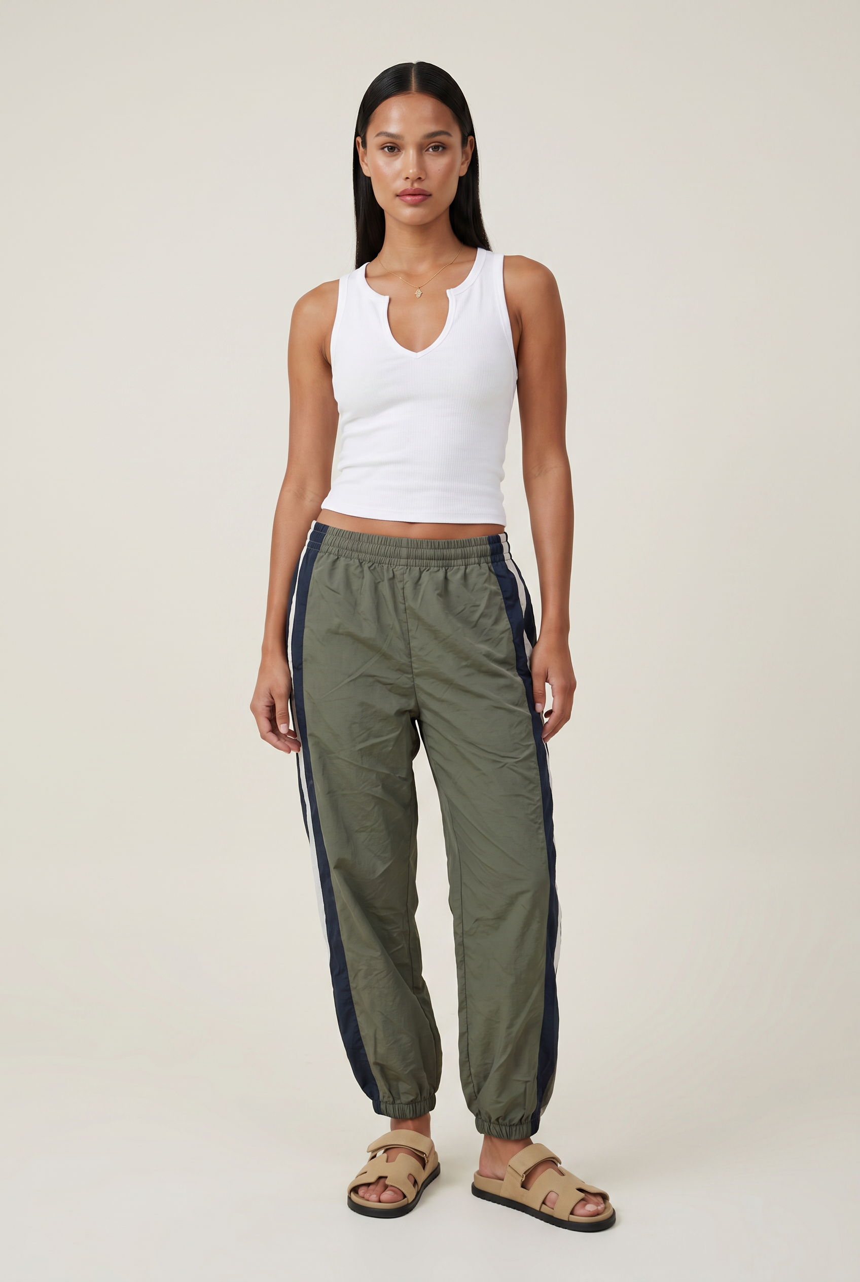 KHAKI