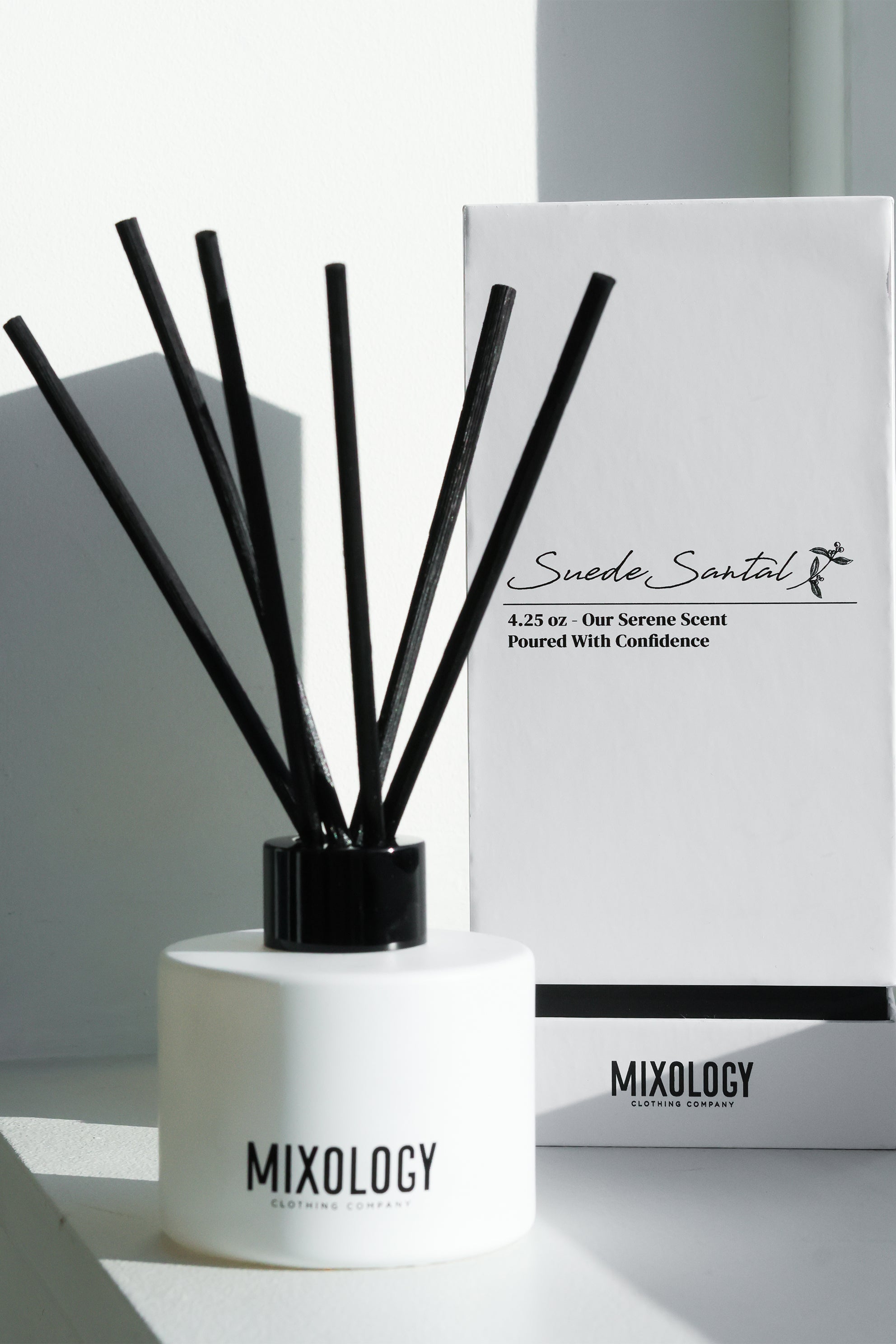 Suede Santal Reed Diffuser – Mixology