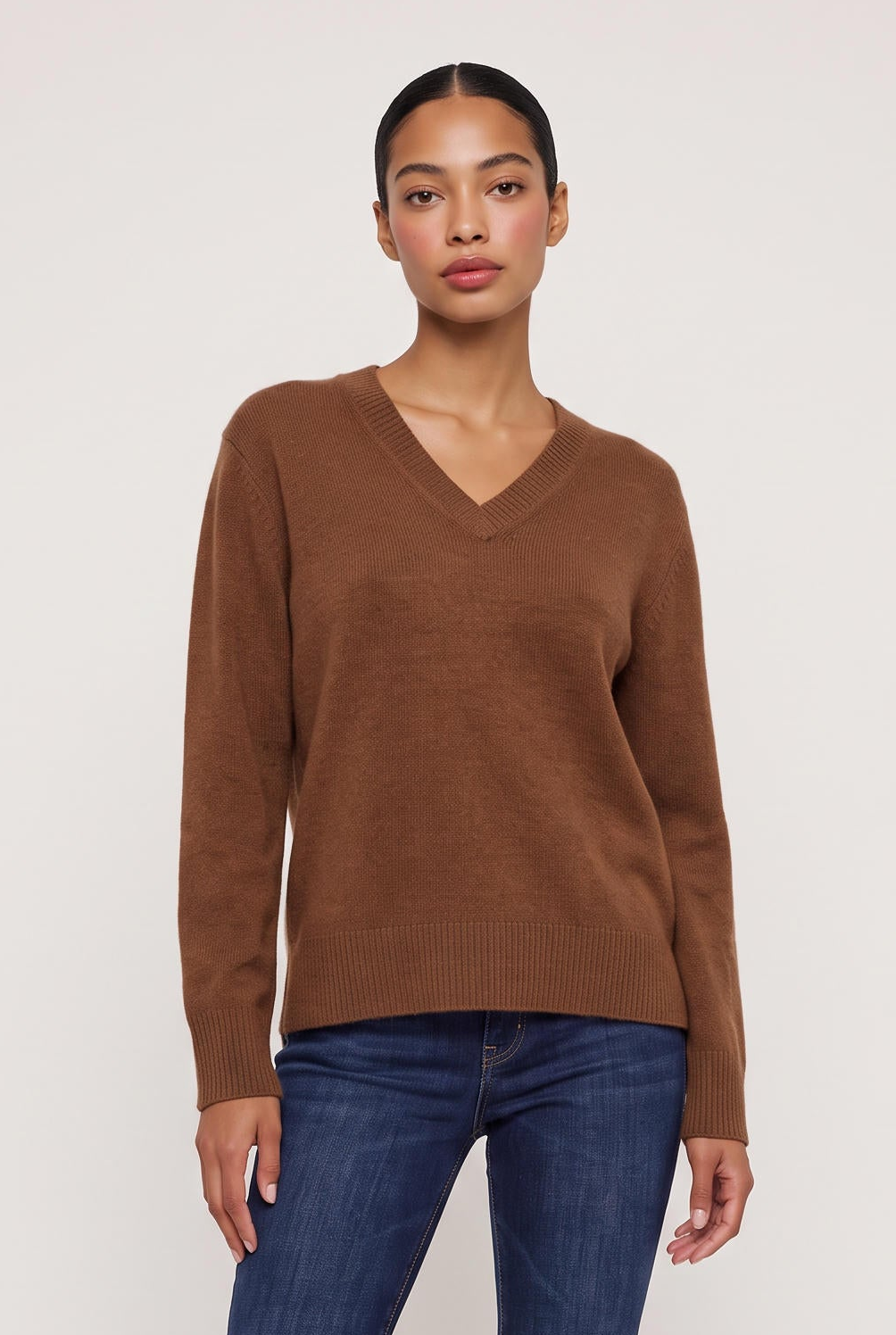 [SYRUP] model wearing Classic 100% Cashmere V Neck posing Front View